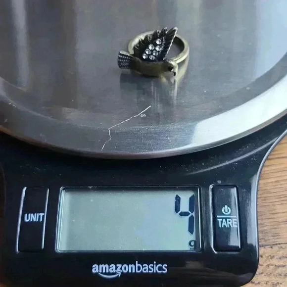 Brass tone bird with clear rhinestones ring size 10 - Picture 14 of 15